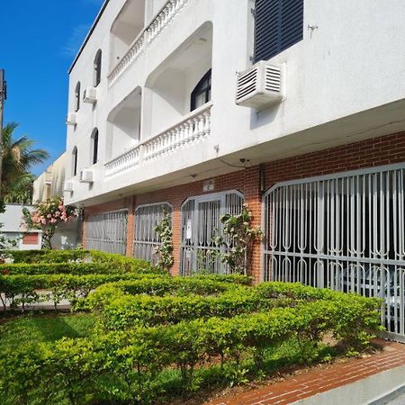 Apartamento Enseada Guaruja Proximo A Praia Amplo E Confortavel Exterior photo